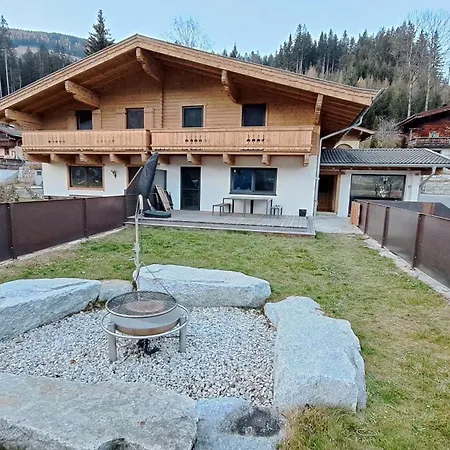 Alpen Bramberg Holiday home Bramberg am Wildkogel